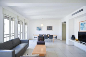 Stylish 2BR in Neve Tzedek by HolyGuest